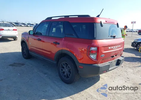 2022 Ford Bronco Sport Big Bend z USA, uszkodzony, nr VIN 3FMCR9B69NRE19833